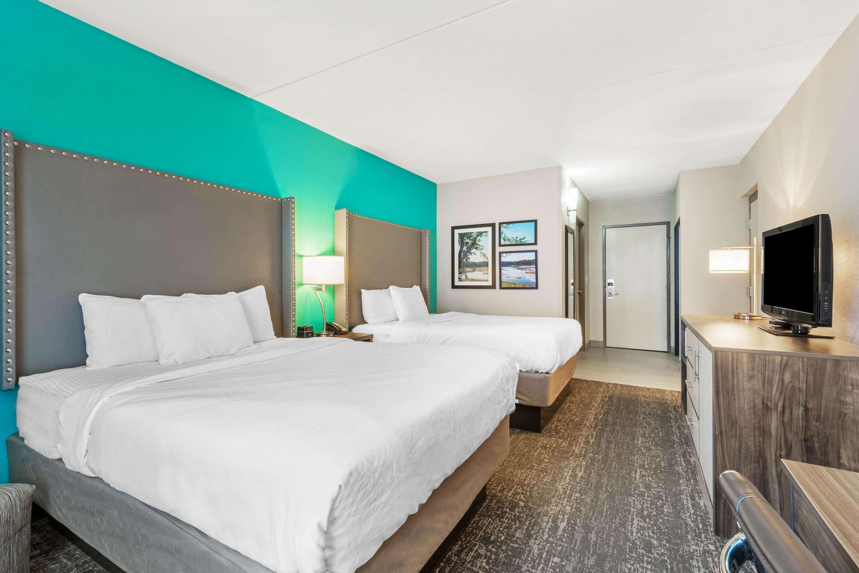 La Quinta By Wyndham Jamestown Exterior photo